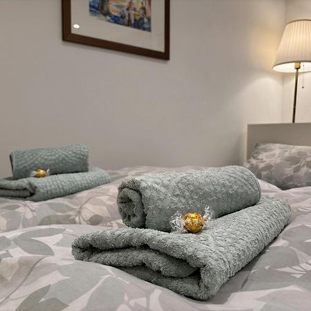 Apartment In Natur Und Flughafen Naehe Norymberga Zewnętrze zdjęcie