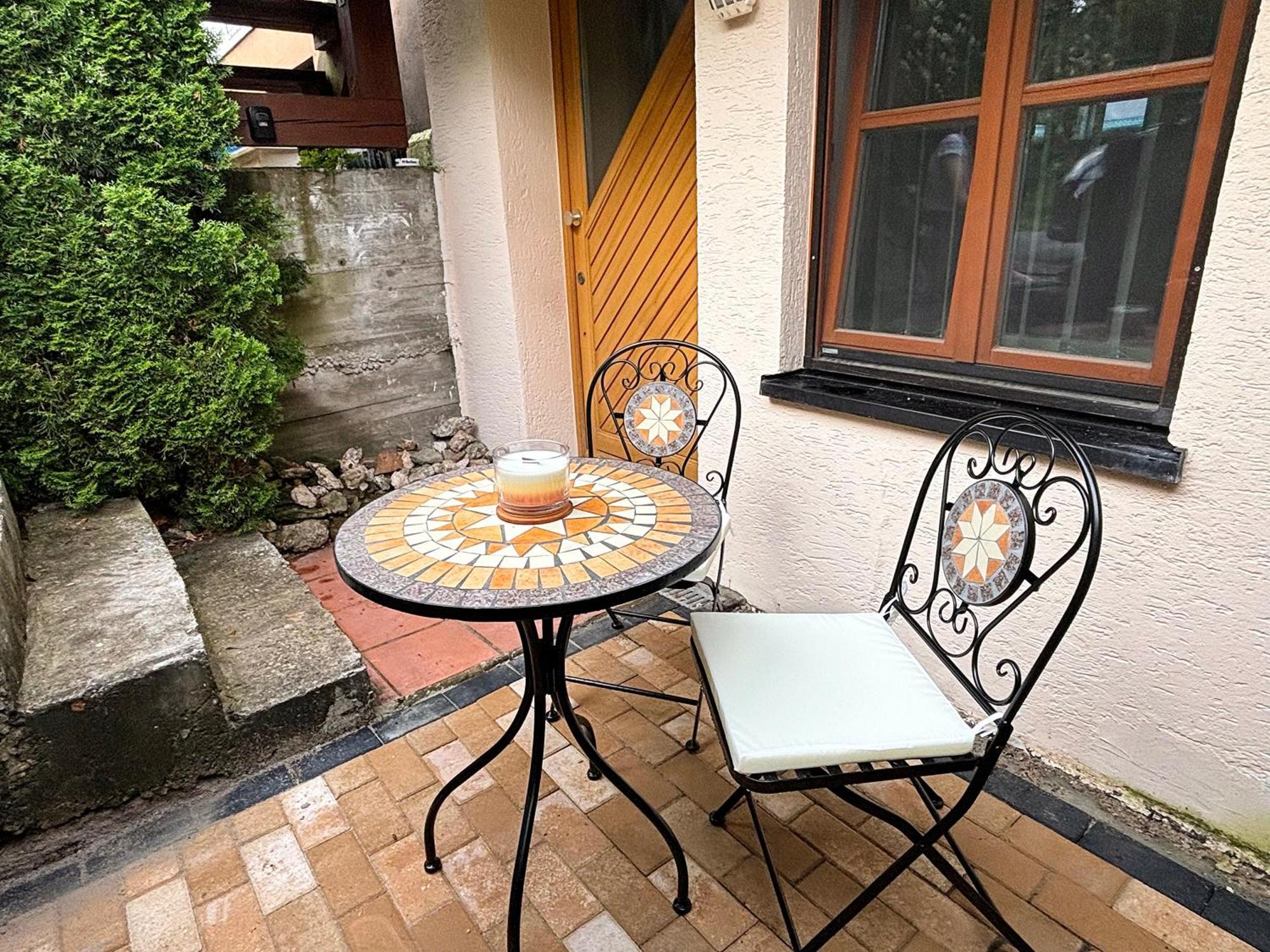 Apartment In Natur Und Flughafen Naehe Norymberga Zewnętrze zdjęcie